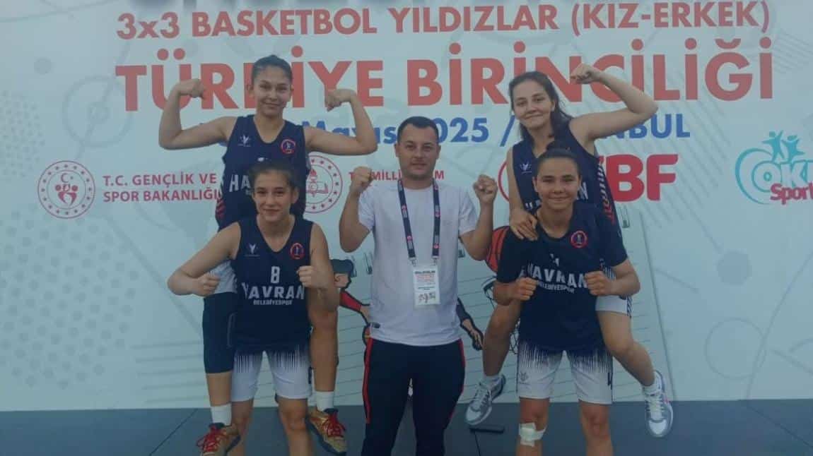 Yarı finale yükseldik